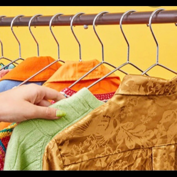 Meet your Posher, Dominique - Picture 1 of 1